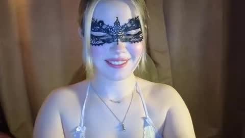 PawsClawss online show from 10-15-25, 04:18