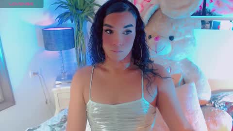 Snapshot of paytoncamila chatting on 10-03-25, 08:33 Payton online show from 10-03-25, 08:33