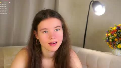 Snapshot of pazrapacki chatting on 06-12-26, 02:10 Beautiful Mila online show from 06-12-26, 02:10