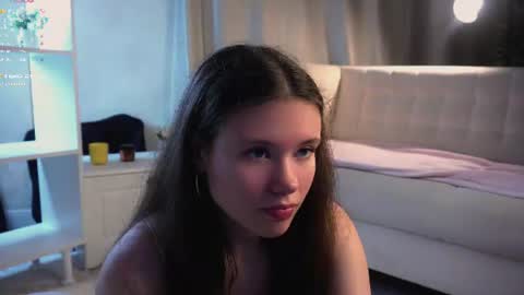 Snapshot of pazrapacki chatting on 07-26-26, 02:09 Beautiful Mila online show from 07-26-26, 02:09
