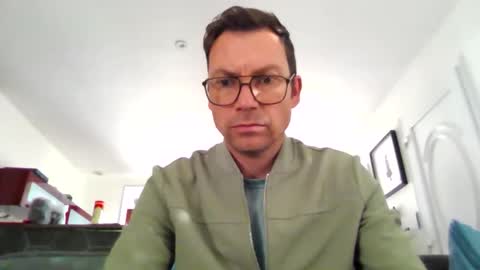 Snapshot of pchittt chatting on 02-14-26, 03:31 pchittt online show from 02-14-26, 03:31