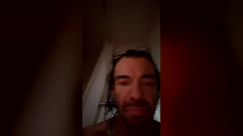 Snapshot of pcluq chatting on 12-18-25, 10:32 pcluq online show from 12-18-25, 10:32