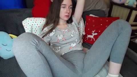 Snapshot of peaceduke chatting on 01-01-25, 11:38 FOUNTAIN SQUIRT online show from 01-01-25, 11:38