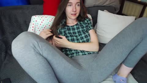 Snapshot of peaceduke chatting on 01-30-25, 02:36 FOUNTAIN SQUIRT online show from 01-30-25, 02:36