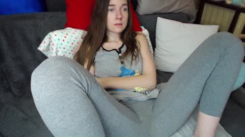 Snapshot of peaceduke chatting on 02-06-25, 02:37 FOUNTAIN SQUIRT online show from 02-06-25, 02:37