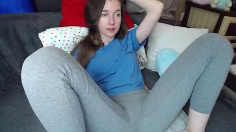 Snapshot of peaceduke chatting on 02-21-25, 02:38 FOUNTAIN SQUIRT online show from 02-21-25, 02:38