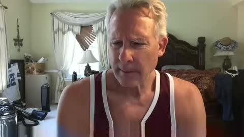 peacemakerone1 online show from 05-21-26, 04:36