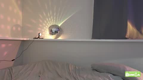 Snapshot of peaceofmae chatting on 01-19-26, 04:38 online show from 01-19-26, 04:38