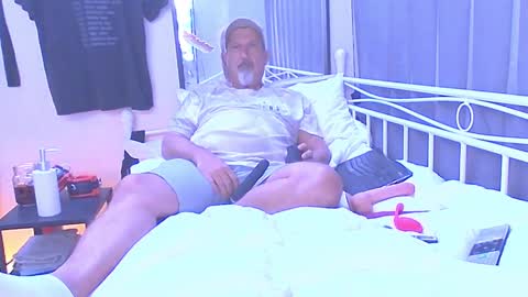 Snapshot of peacetous chatting on 12-21-24, 11:22 Marc online show from 12-21-24, 11:22