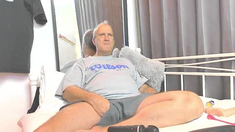 Snapshot of peacetous chatting on 01-04-25, 04:44 Marc online show from 01-04-25, 04:44