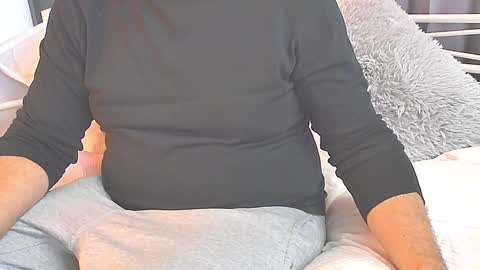 Snapshot of peacetous chatting on 01-24-25, 07:51 Marc online show from 01-24-25, 07:51