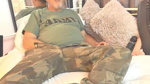 Snapshot of peacetous chatting on 01-24-25, 07:18 Marc online show from 01-24-25, 07:18