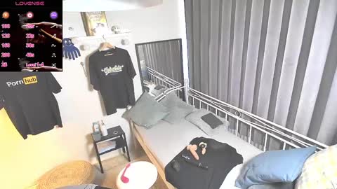 Snapshot of peacetous chatting on 02-09-25, 08:33 Marc online show from 02-09-25, 08:33