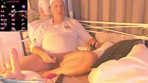 Snapshot of peacetous chatting on 02-19-25, 05:38 Marc online show from 02-19-25, 05:38