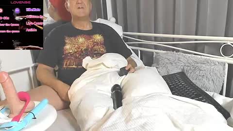 Snapshot of peacetous chatting on 02-21-25, 04:18 Marc online show from 02-21-25, 04:18