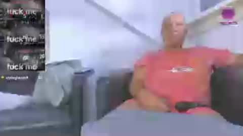 Snapshot of peacetous chatting on 07-19-26, 05:44 Marc online show from 07-19-26, 05:44
