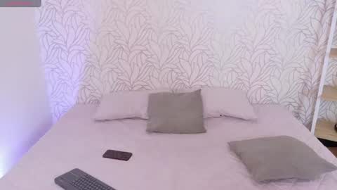 Snapshot of peach_babe_ chatting on 06-21-26, 03:42 Peach online show from 06-21-26, 03:42