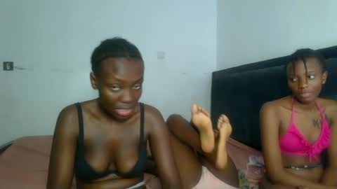 peach_ebonny online show from 06-30-26, 10:44