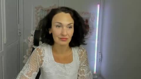 Snapshot of peachboomm chatting on 06-26-26, 06:07 Christina online show from 06-26-26, 06:07
