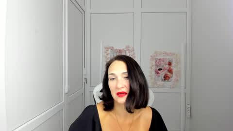 Snapshot of peachboomm chatting on 07-17-26, 12:23 Christina online show from 07-17-26, 12:23