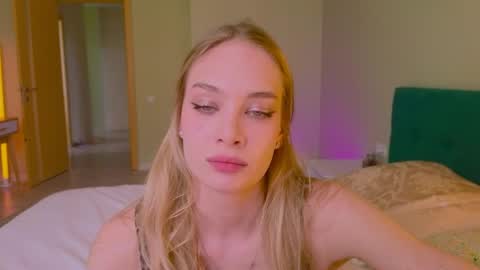 Lexy Peach online show from 05-23-26, 09:35