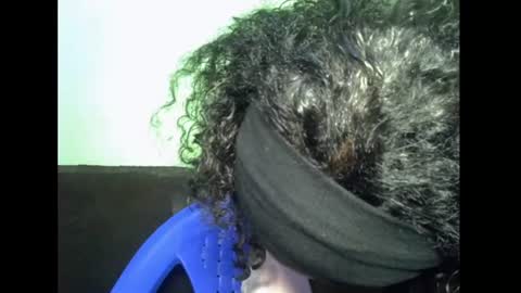 Snapshot of peachglowx chatting on 07-28-26, 07:04 Nicki online show from 07-28-26, 07:04