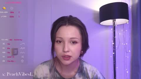 Snapshot of peachvibes chatting on 03-07-25, 03:51 Lili online show from 03-07-25, 03:51
