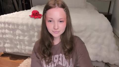 Lili online show from 03-04-26, 07:36