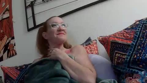 peanutbutterandjealous1 online show from 05-06-26, 02:08