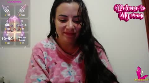 Snapshot of pearl_3 chatting on 02-12-25, 04:33 Pearl online show from 02-12-25, 04:33