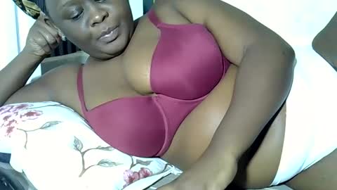 Keci online show from 04-01-26, 01:41