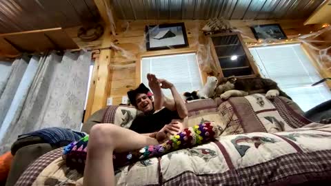 Pearl online show from 12-08-24, 03:56