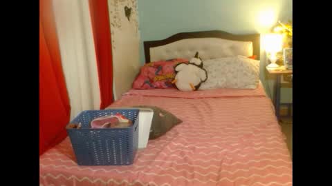 Snapshot of pearlaofasia21 chatting on 02-08-25, 09:35 pearlaofasia21 online show from 02-08-25, 09:35