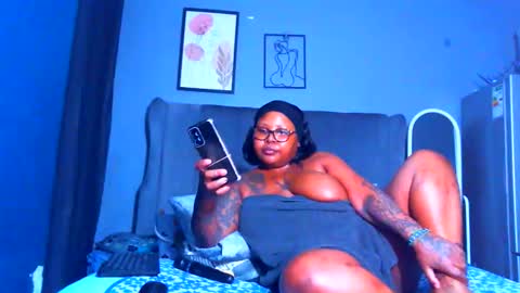 Pearl online show from 03-05-26, 02:51