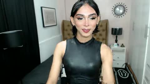 Pearl online show from 02-02-25, 03:17