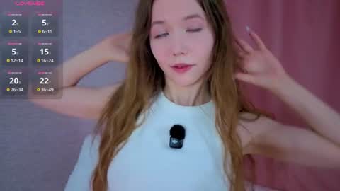 pearly_peach_ online show from 07-10-26, 12:04