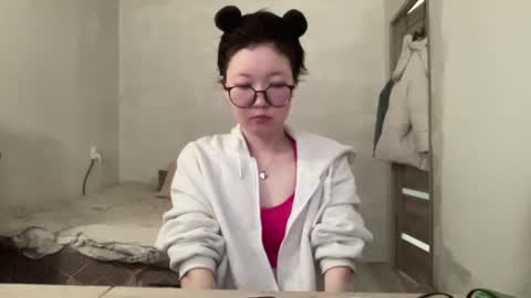 Snapshot of pebblewink chatting on 07-27-26, 10:22 pebblewink online show from 07-27-26, 10:22