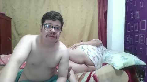 Snapshot of pecadodulce chatting on 01-10-25, 05:15 pecadodulce online show from 01-10-25, 05:15