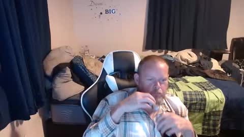 pecker40 online show from 12-30-24, 12:00