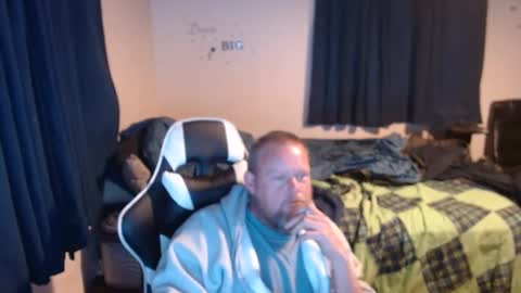 pecker40 online show from 01-11-25, 10:18