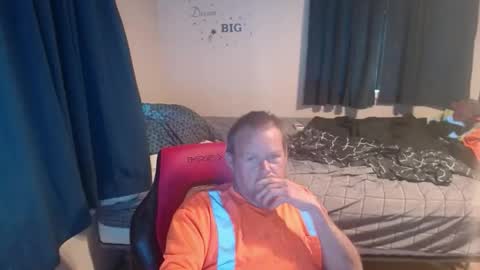 pecker40 online show from 04-19-26, 11:29