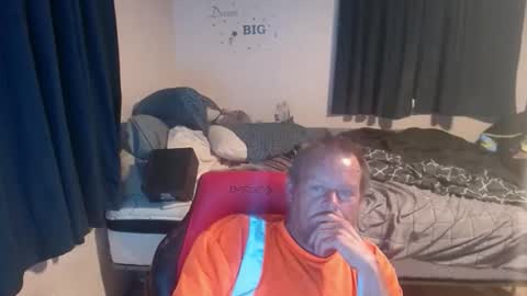 pecker40 online show from 04-26-26, 12:41