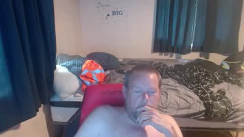 pecker40 online show from 04-26-26, 10:18