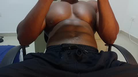 Snapshot of pecsblack888 chatting on 07-27-26, 09:33 pecsblack888 online show from 07-27-26, 09:33
