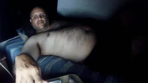 Snapshot of pedrofalfan chatting on 03-18-26, 04:15 Pedro online show from 03-18-26, 04:15