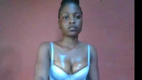 Snapshot of peetyface chatting on 07-15-26, 11:15 Lizzy online show from 07-15-26, 11:15