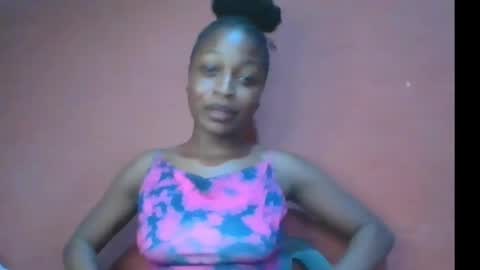 Snapshot of peetyface chatting on 07-19-26, 12:42 Lizzy online show from 07-19-26, 12:42