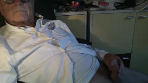 pegaso1000 online show from 11-04-25, 03:33