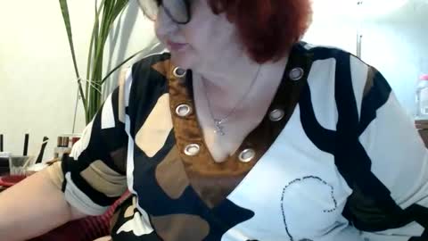 Snapshot of peggysoft chatting on 05-28-26, 07:11 PeggySoft online show from 05-28-26, 07:11