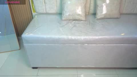 Snapshot of peige_tx chatting on 11-15-25, 03:19 peige_tx online show from 11-15-25, 03:19